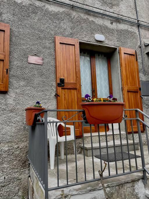 Casa Vacanze Ca' Di Lucchini San Benedetto Val di Sambro Exteriör bild