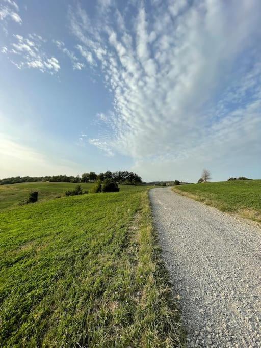 Casa Vacanze Ca' Di Lucchini San Benedetto Val di Sambro Exteriör bild