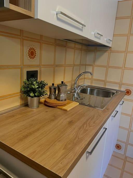 Casa Vacanze Ca' Di Lucchini San Benedetto Val di Sambro Exteriör bild