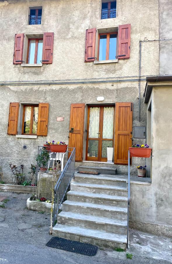 Casa Vacanze Ca' Di Lucchini San Benedetto Val di Sambro Exteriör bild